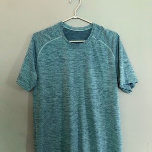 Lululemon Tee